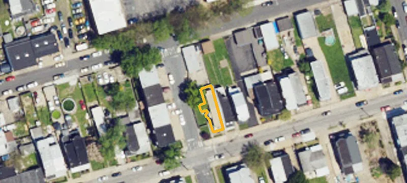 Triplex with Detached Garage Rentals