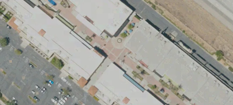 Endcap Retail Shopping Center