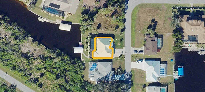 Oversized Waterfront Lot