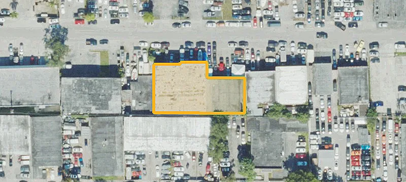 Four-Bay Warehouse with Roll-Up Doors