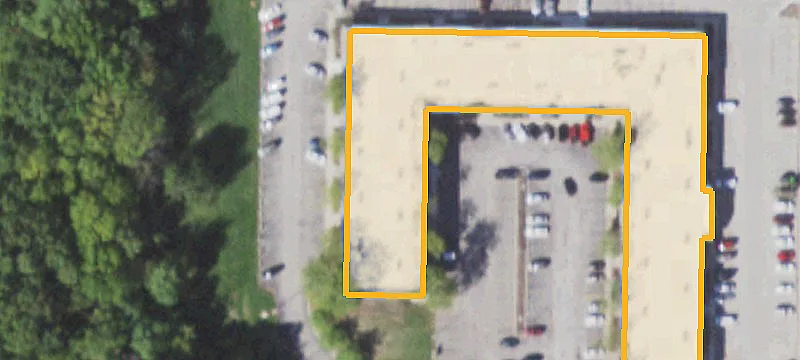 Retail/Office Building with Dual Levels