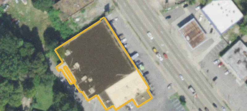 Retail Space Building with Street-Level Visibility