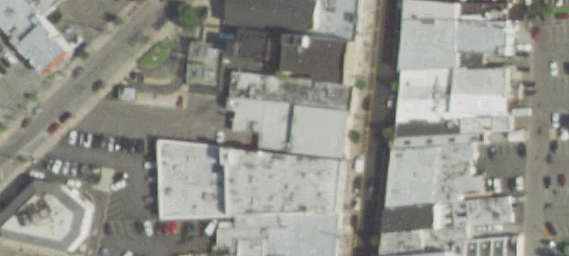 Ground-Level Retail Space with Central Air
