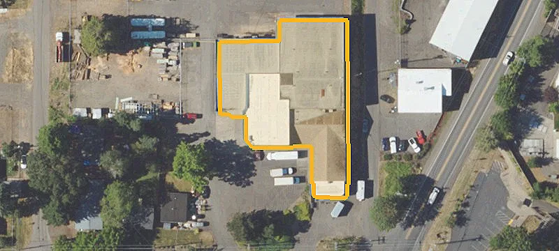 Warehouse with Fenced Secure Yard Storage