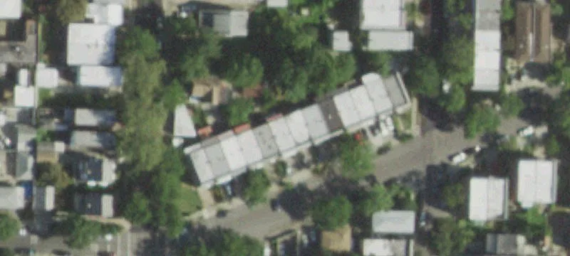 Warehouse Space with 22-Foot Ceilings