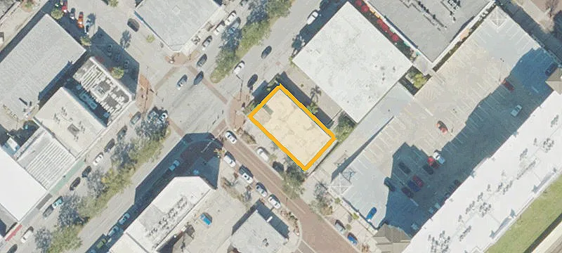 Standalone Single-Tenant Office Building