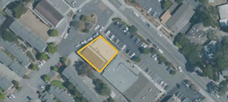 Shopping Center with NNN Tenants
