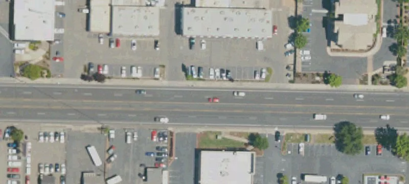 Big Lots and Ace Hardware-Anchored Shopping Center