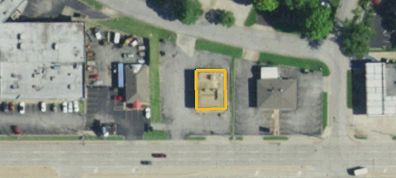 Freestanding Drive-Thru Retail Building