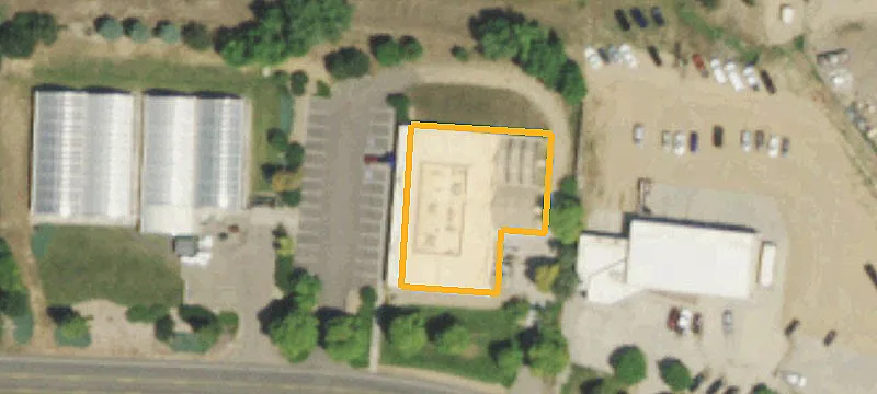 Distribution Center with 20-Foot Clear Height