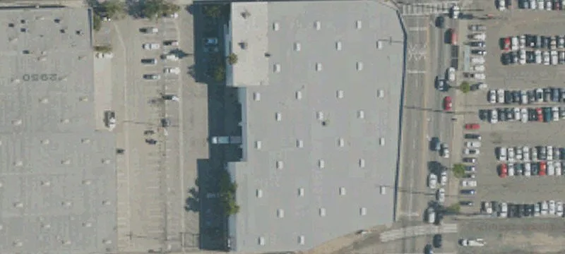 Flex Space on Hard Corner Lot