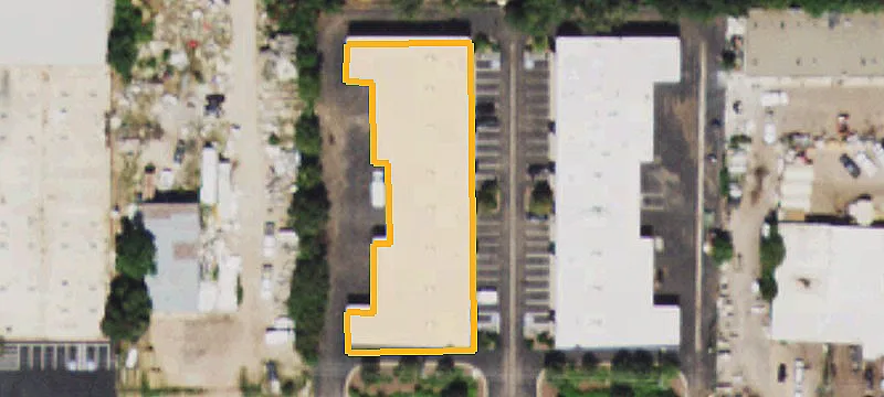 Flex Space with Warehouse Overhead Door