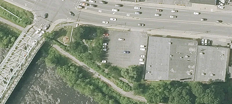 Renovated Flex Space with NNN Tenant