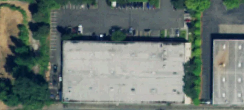 Shared Warehouse with Crane