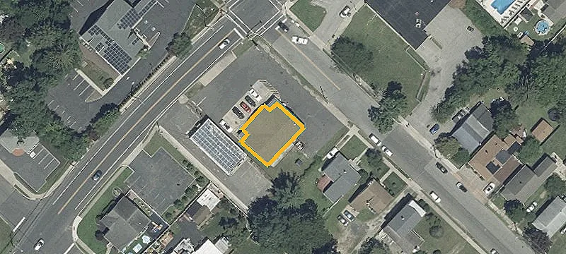 Former Convenience Store Space