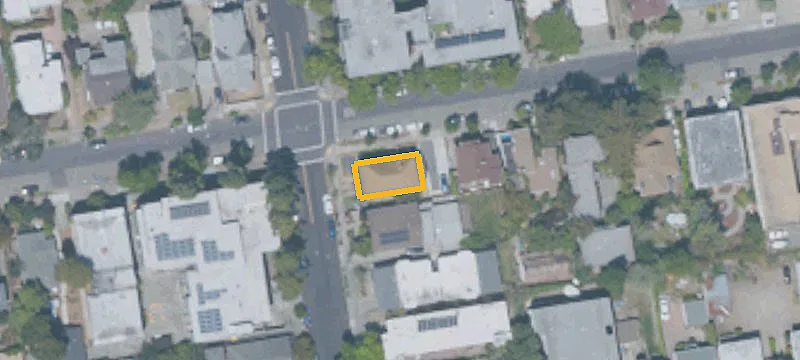 Four-Unit Quadplex with On-Site Parking