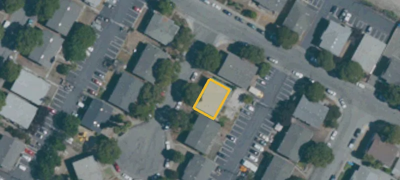 Fourplex with Shared Laundry