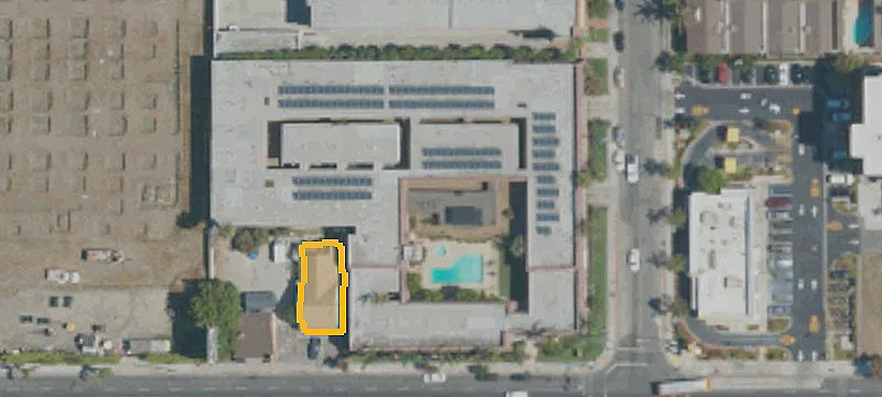 Signalized Corner Drive-Thru Land
