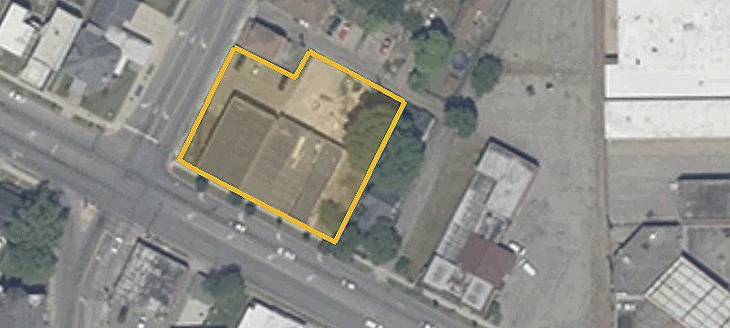 Retail Space with Flexible Suite Leases