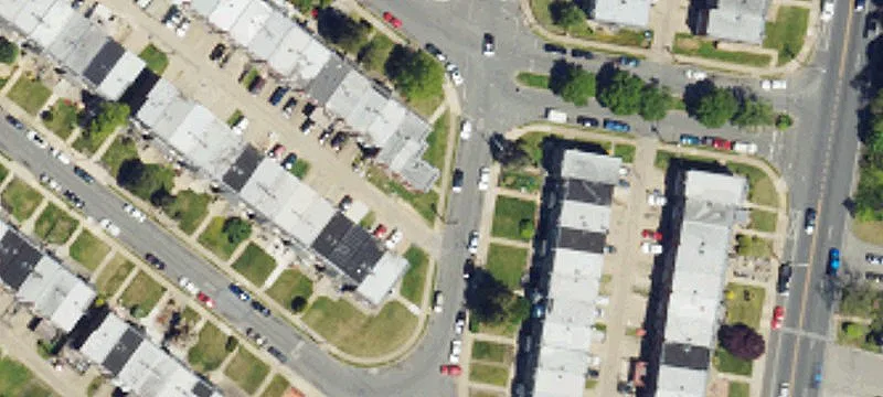 Bar and Restaurant Building with Liquor License