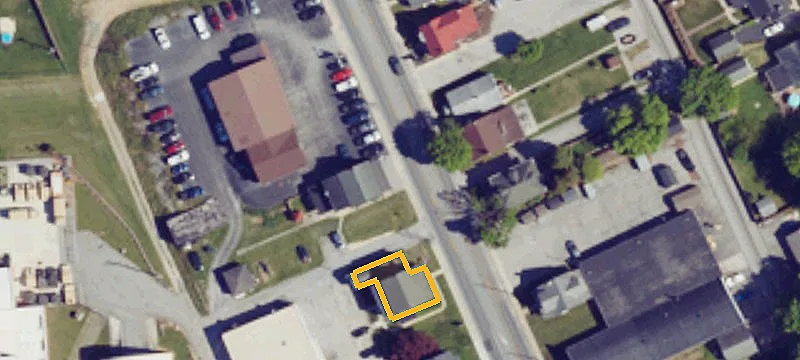 Freestanding Auto Repair Building with Eight Bays