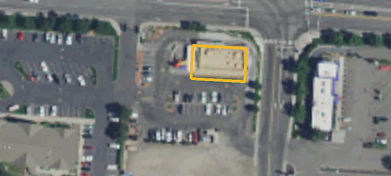 Shopping Center Endcap Retail Space