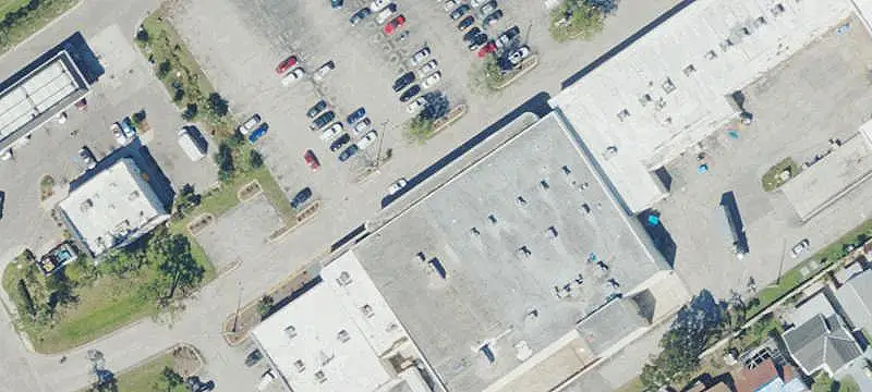 Grocery and Convenience Store Building