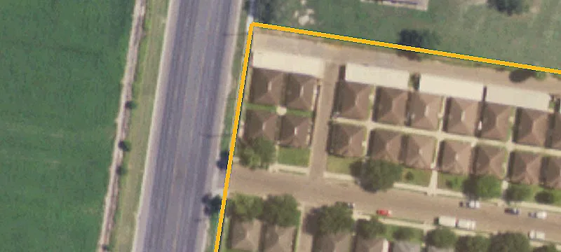 Fourplex with No Shared Walls