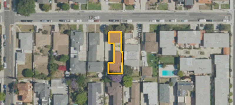 Quadplex with Private Laundry & Garages