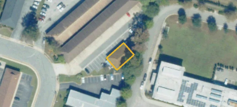 Flex Space with Roll-Up Door Loading