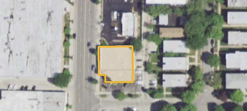 Storefront Retail Building with Open Floor Plan