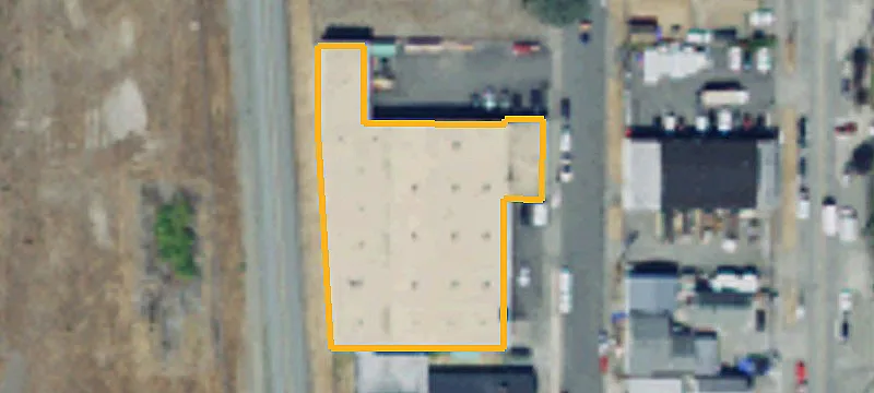 Warehouse with Dock-High and Grade-Level Doors