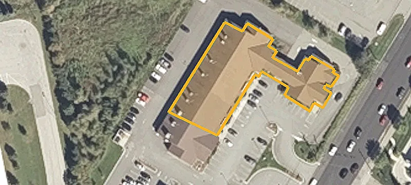 Shopping Center with National Coffee Co-Tenant