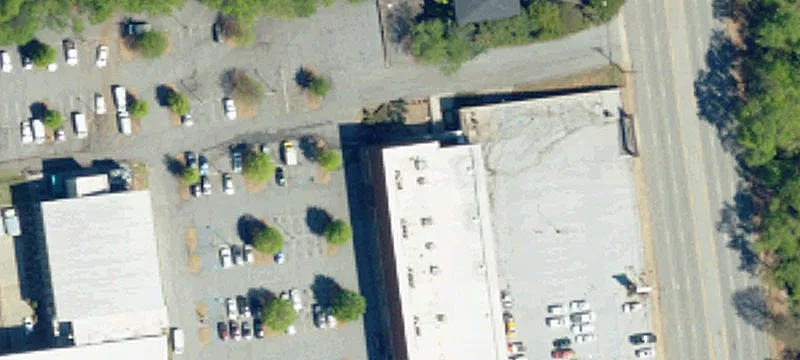 Office Building at Signalized Intersection