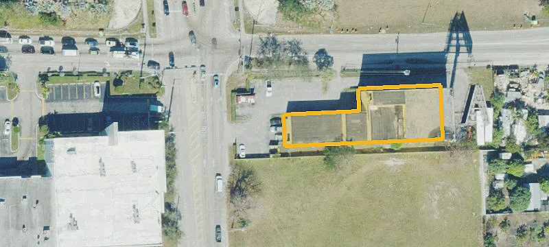 Shopping Center with Highway Frontage