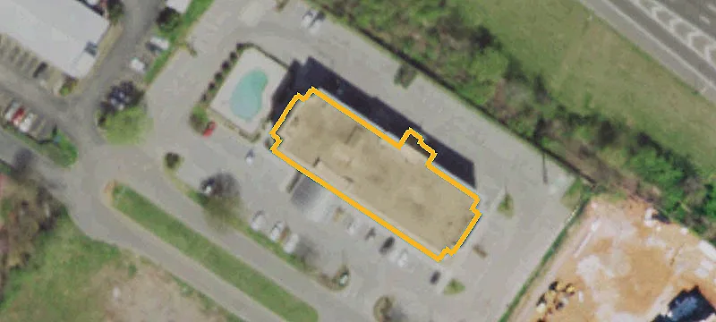 Freestanding Restaurant Building with Walk-Ins