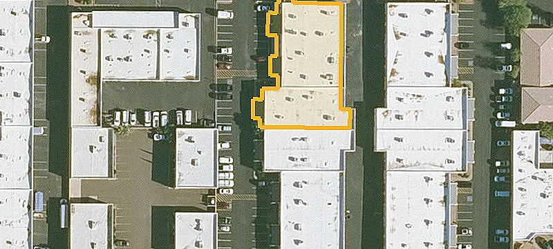 Warehouse with Grade-Level Loading