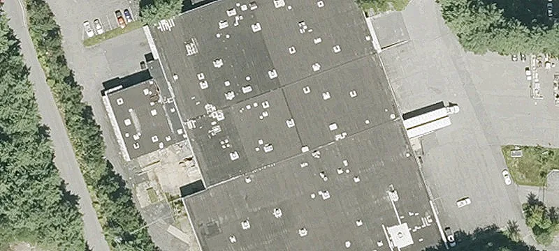 Warehouse with Dock Doors