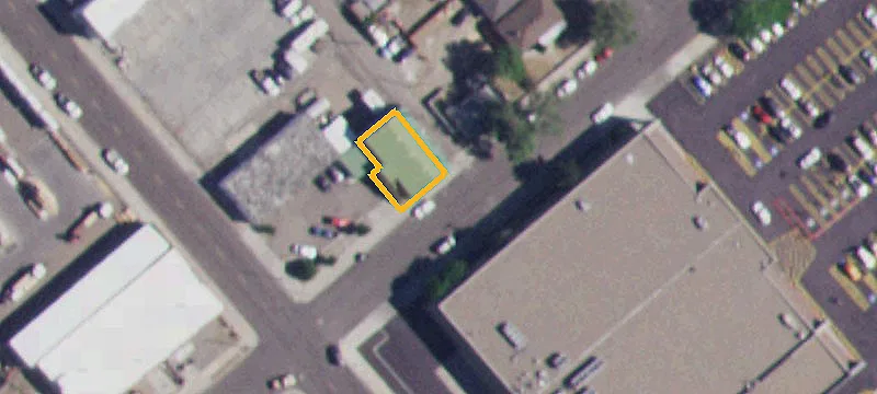 7-Unit Apartment Building