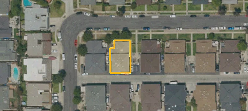 Four-Unit Quadplex with Three-Bedroom Unit