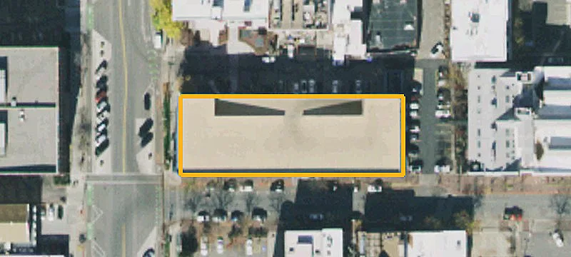 Retail Spaces in Historic Axis Building
