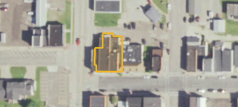 Mixed-Use Building with Lake Frontage
