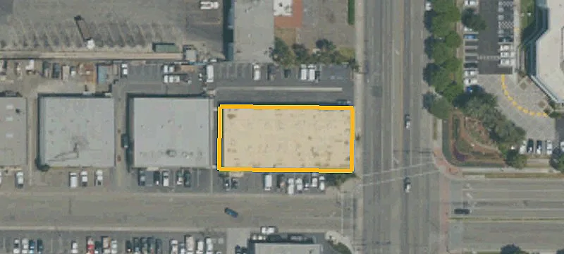Multi-Tenant Small Industrial Warehouse