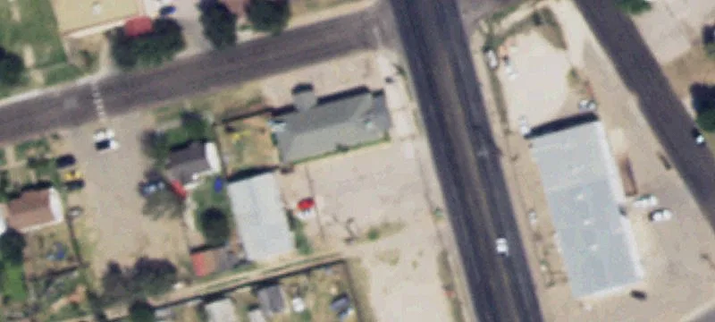 Warehouse with Multiple Overhead Doors