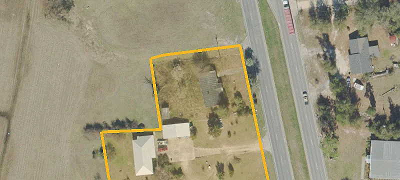 Commercial Land with 100-Foot Frontage