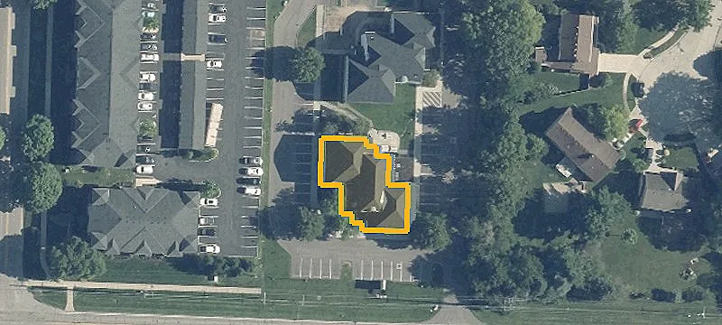 Medical Office Buildings with Outdoor Playground