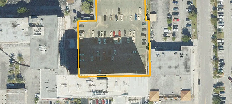 Office Building Adjacent to Mixed-Use Parcel
