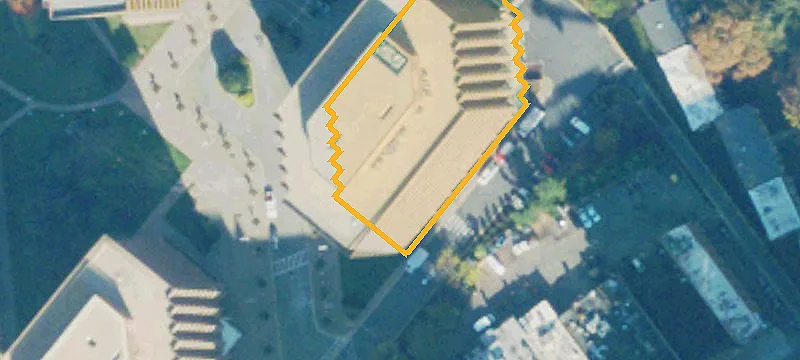 Office Units with Tenant Conference Center