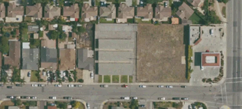 Well-Maintained 12-Unit Multifamily Property