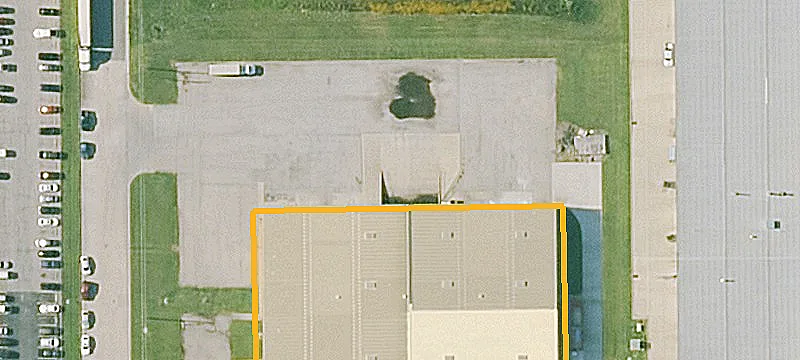 Industrial Flex Space Warehouse with High-Bay